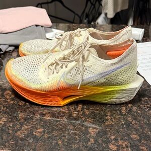 Nike mens vaporfly 3 Cream and Orange running shoe
